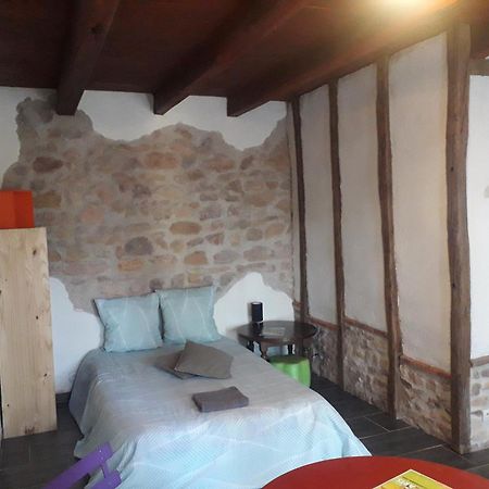 Chambre Double Vallon-en-Sully Extérieur photo